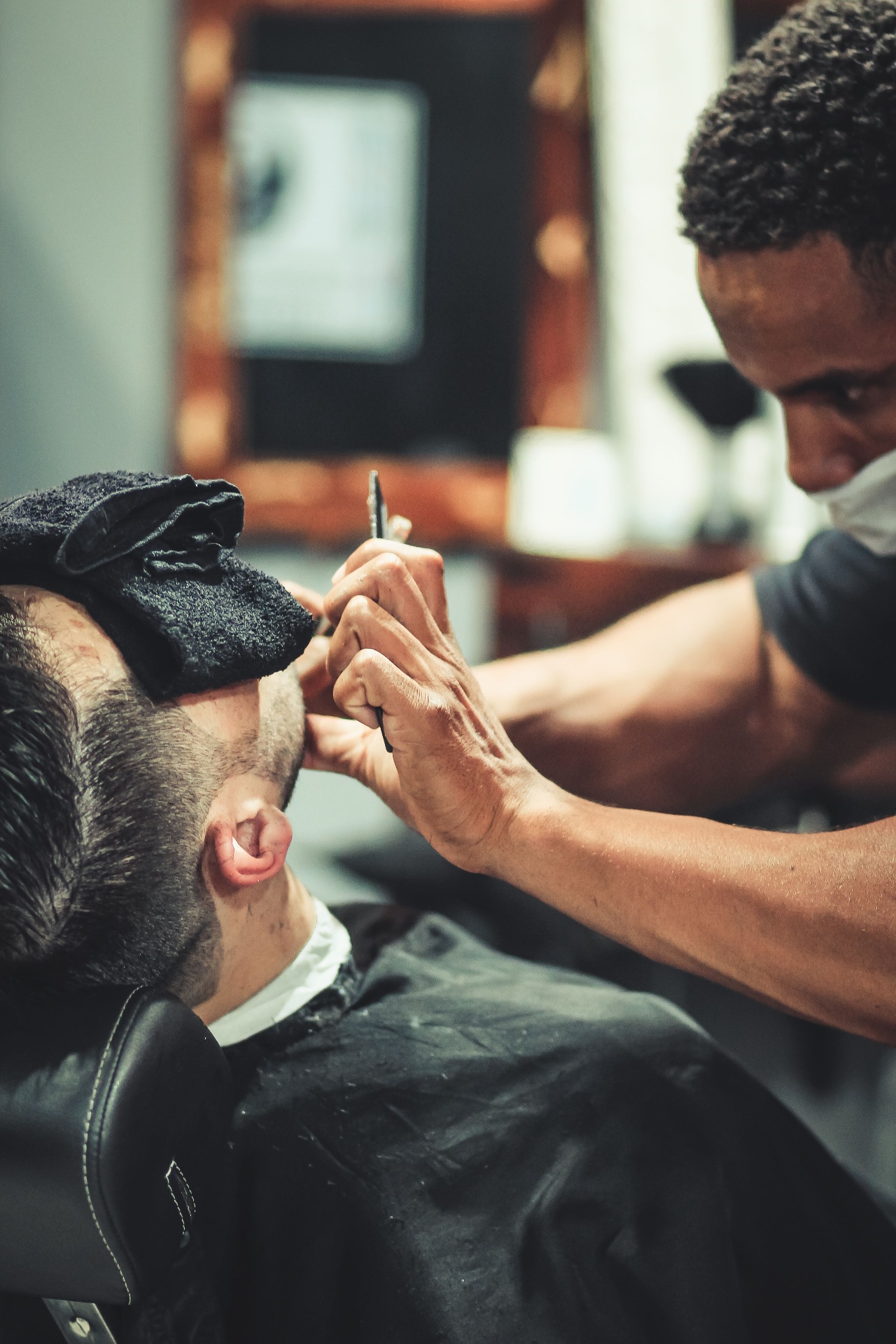 Hot Towel Straight Razor